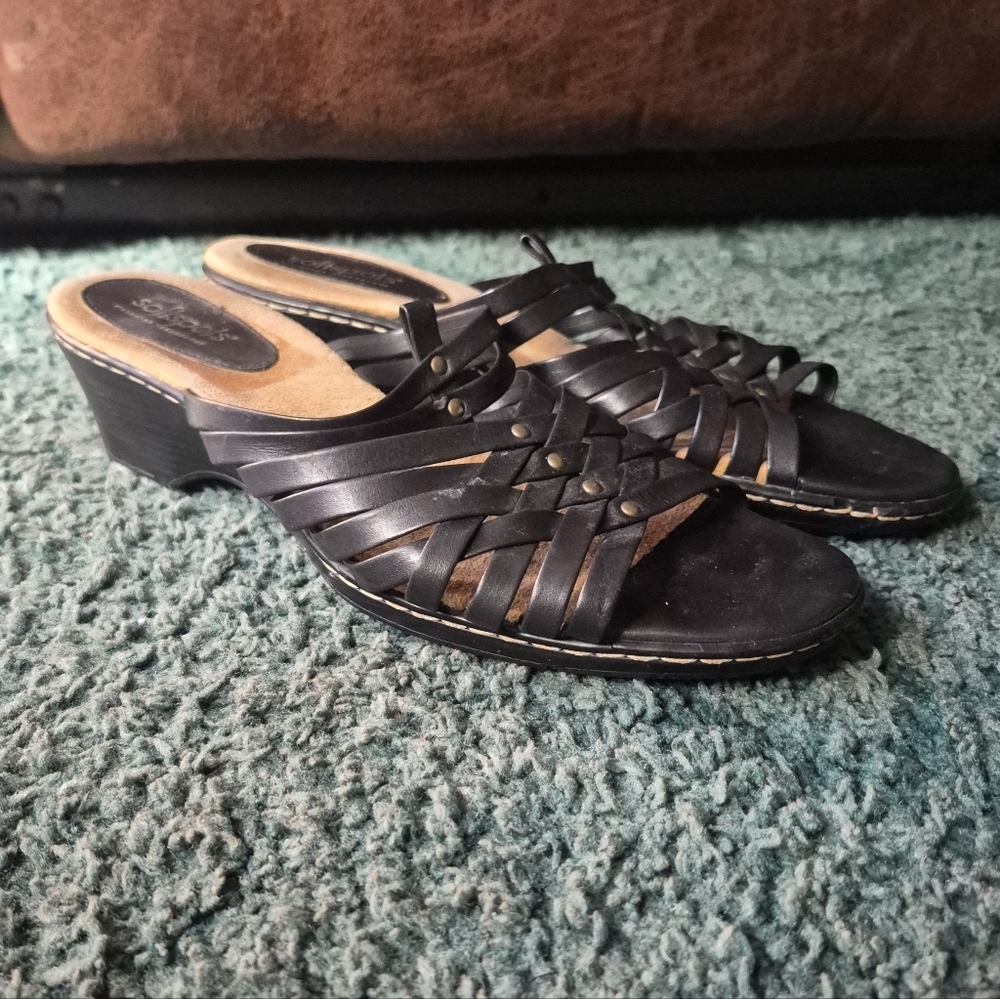 Softspots Black Wedge Sandals Leather Size 9M Slip On Mules
